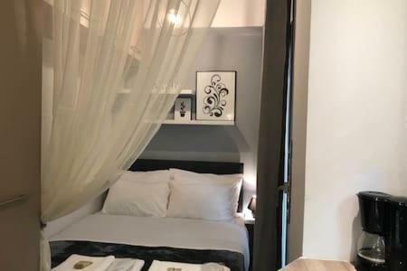 Cozy Studio 50M From Sea Athens Ngoại thất bức ảnh